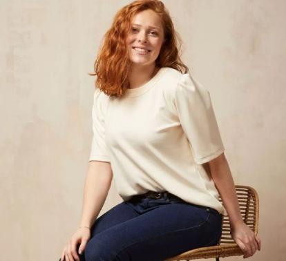 Elisabeth Manches 3/4